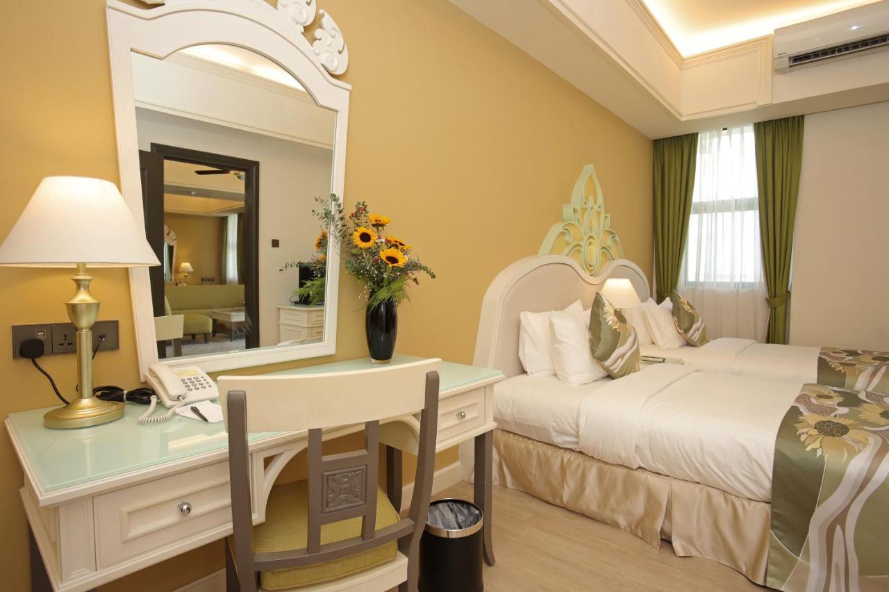 Himawari Hotel Apartments Phnom Penh Luaran gambar
