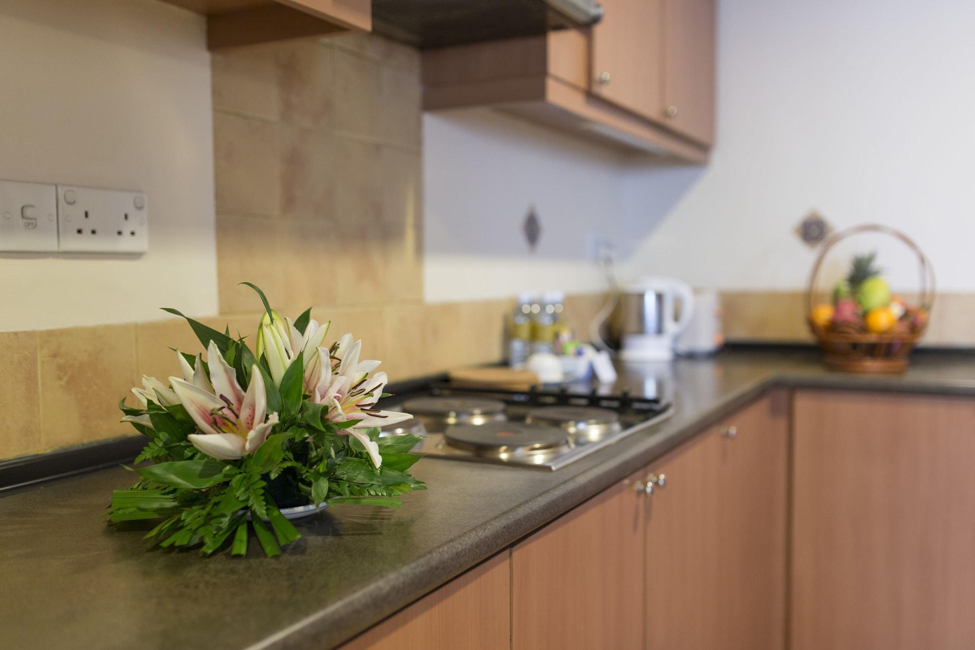 Himawari Hotel Apartments Phnom Penh Luaran gambar