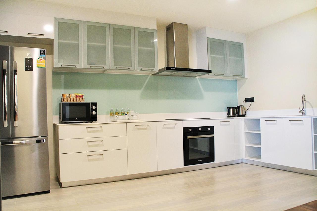 Himawari Hotel Apartments Phnom Penh Luaran gambar