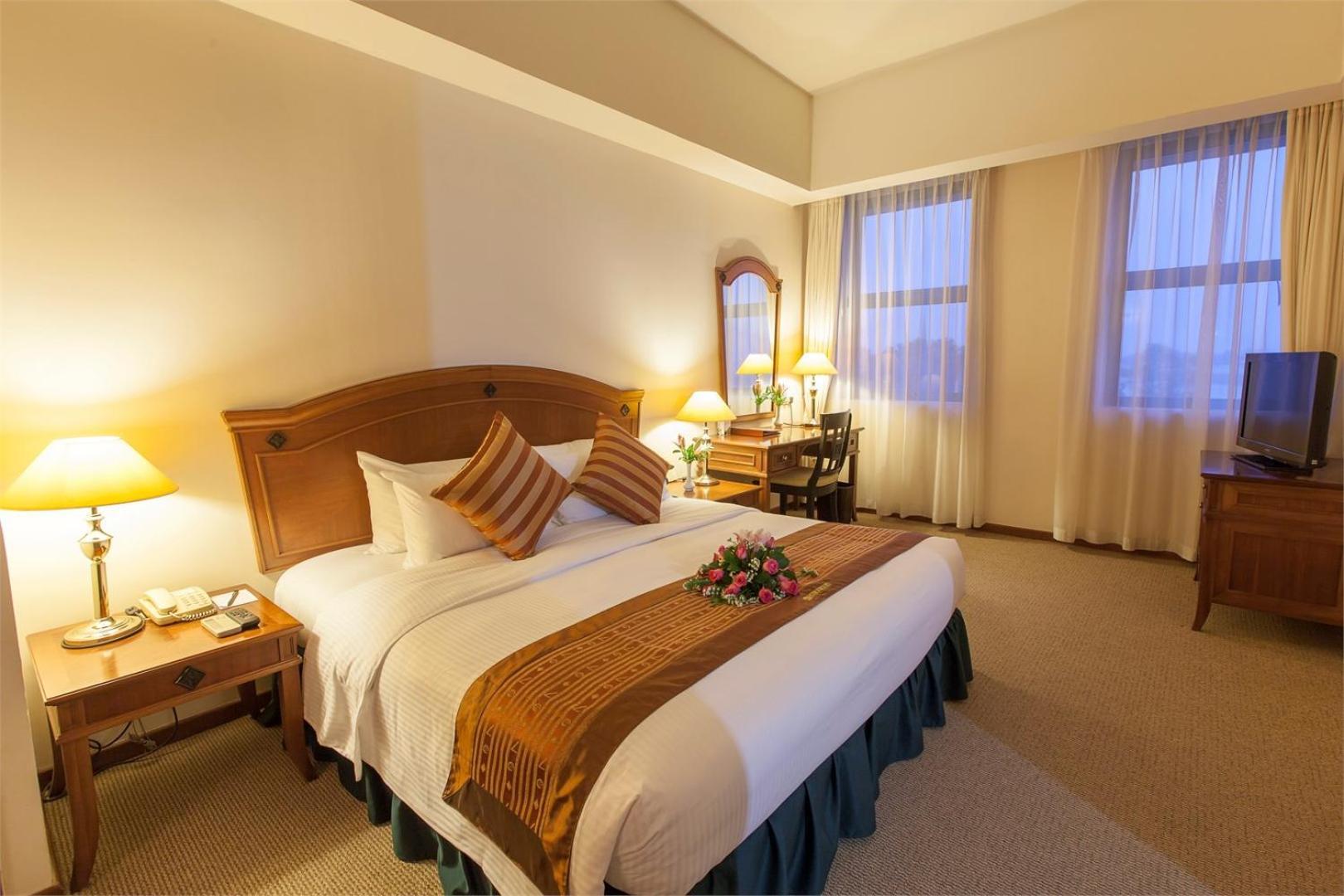 Himawari Hotel Apartments Phnom Penh Luaran gambar