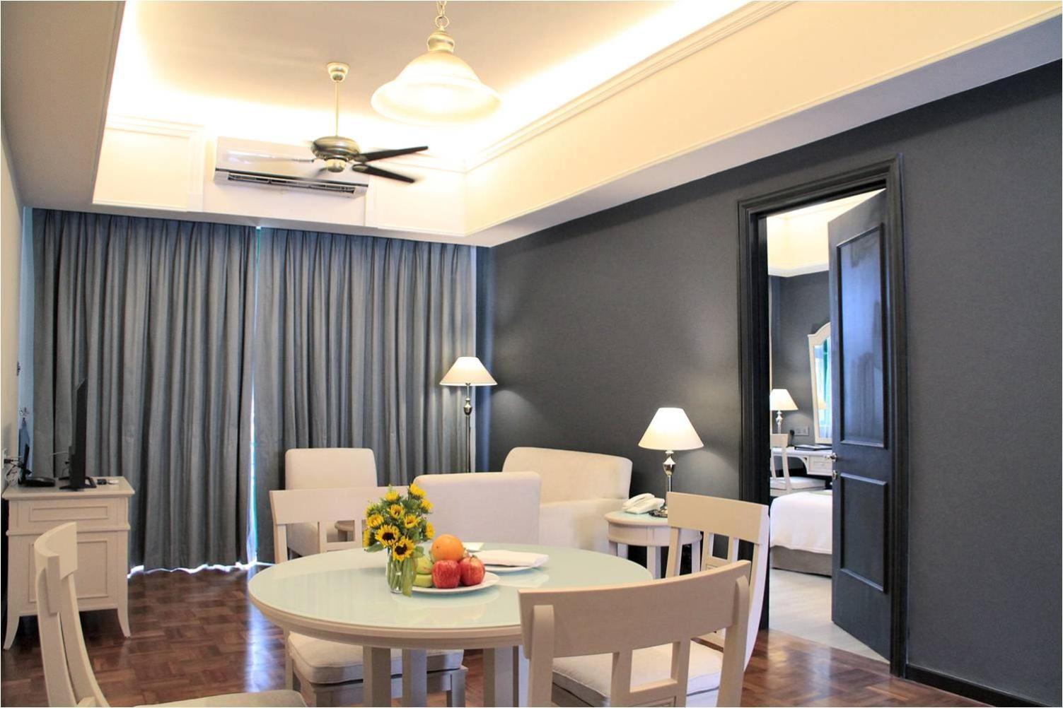 Himawari Hotel Apartments Phnom Penh Luaran gambar